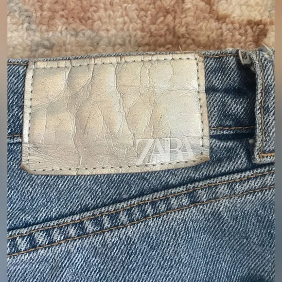 Zara Blue Distressed Straight Leg Jeans - Picture 7 of 7